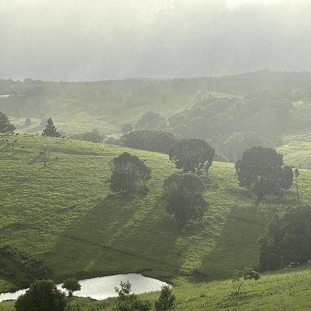 Ten Acres Beechmont Bagian luar foto